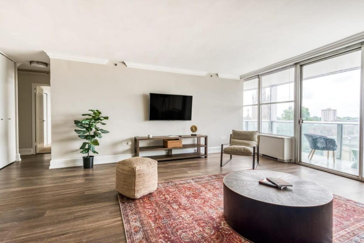 Cozysuites 800 Tower 2Br With Gym! 26 Louisville Kültér fotó