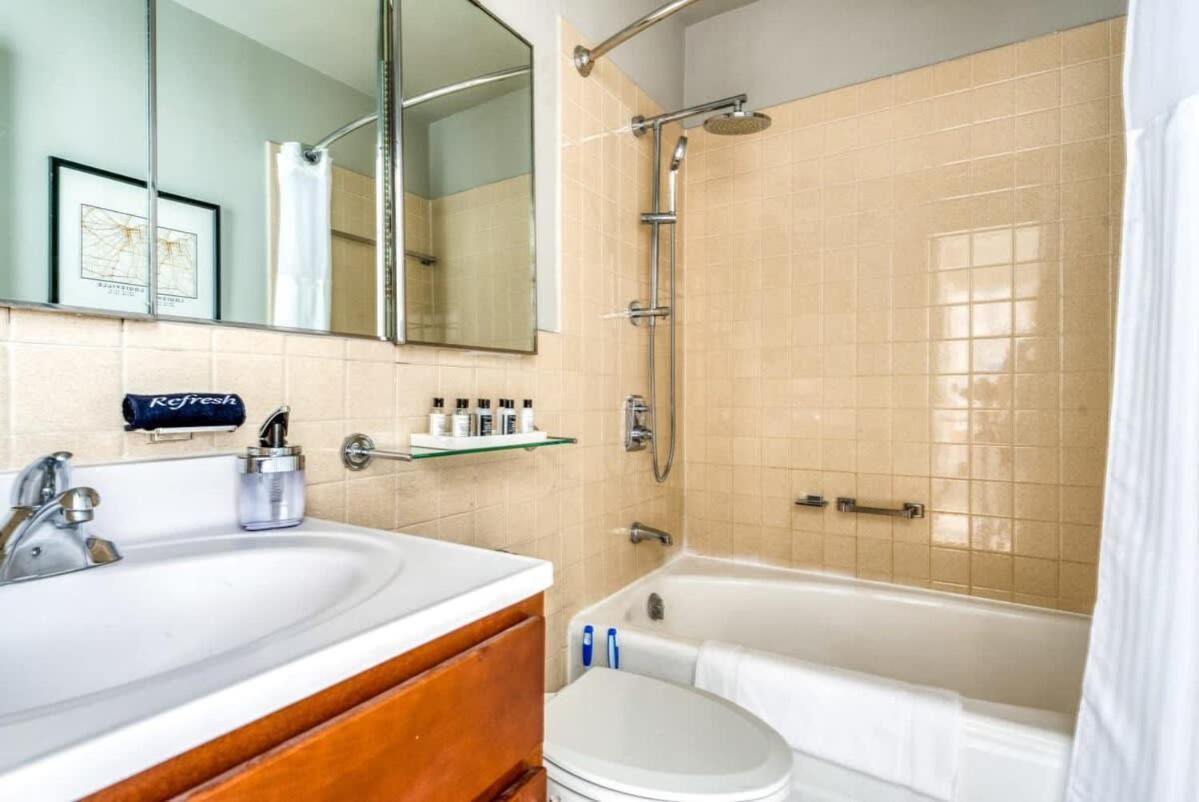 Cozysuites 800 Tower 2Br With Gym! 26 Louisville Kültér fotó